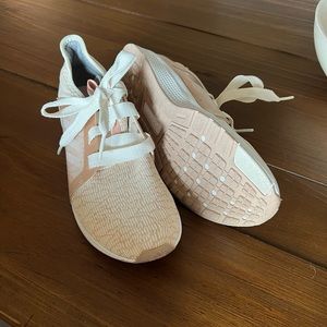 Adidas Edge Lux Sz 10